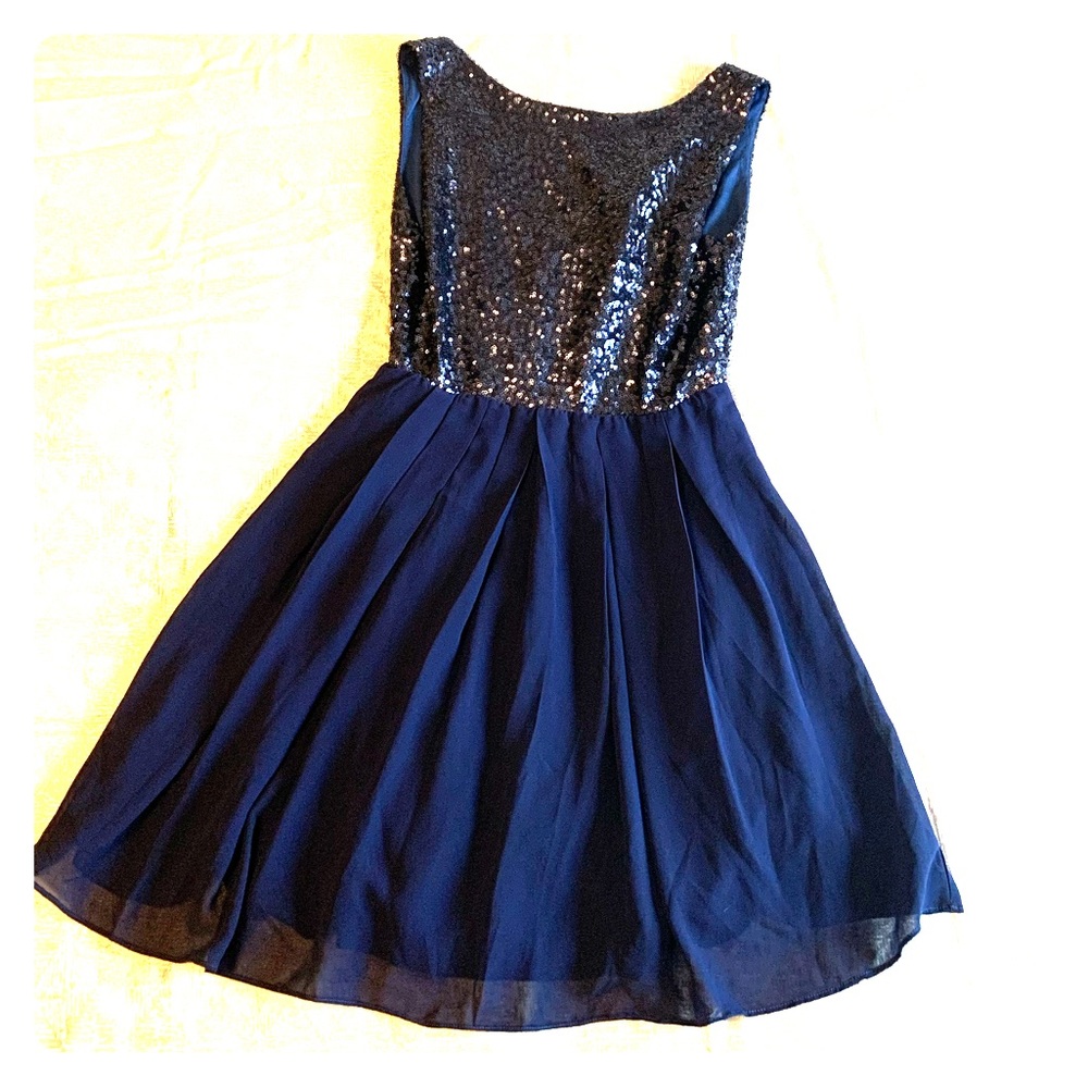 NWT Sparkly Sequin Mini Cocktail Dress perfect for holiday